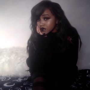 Meet your Posher, Vamp